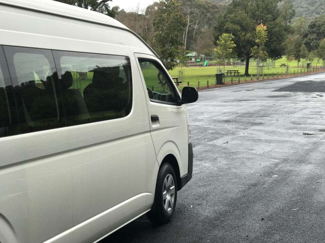 From Mount Gambier: Small-Group Tour To Blue Lake, Caves & Coast With Lunch