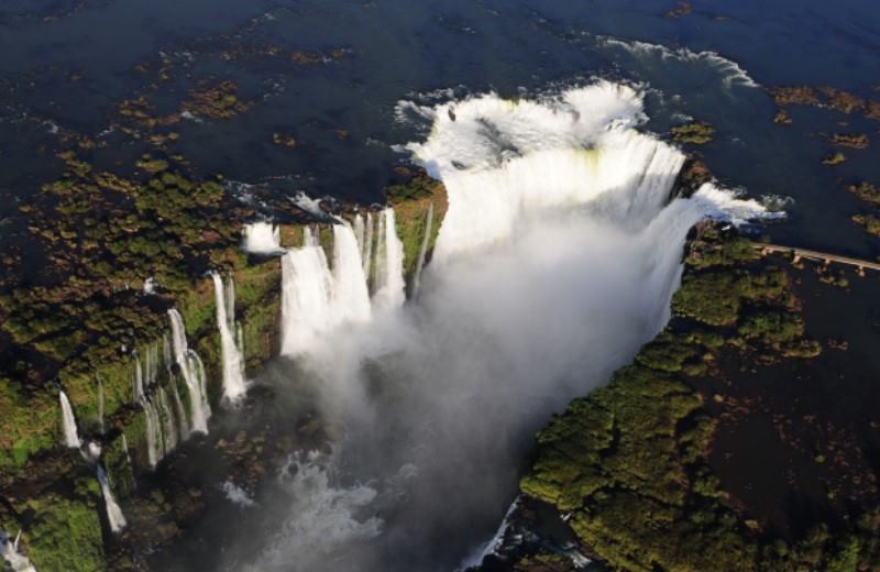Small Group Excursion To Iguazu Falls In Argentina