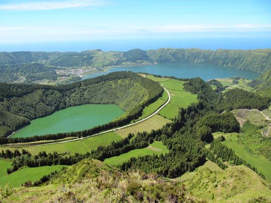 Private Full-Day Tour To Sete-Cidades & Lagoa Do Fogo Starting From Ponta Delgada