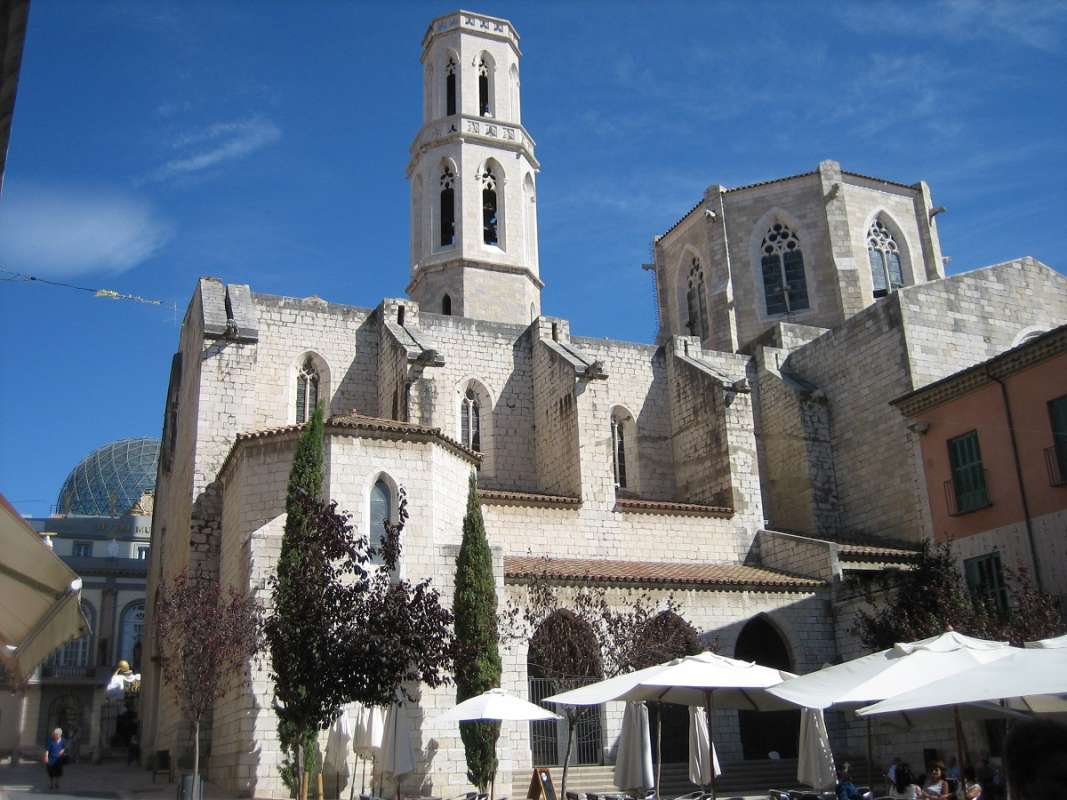 Full Day Tour To Girona And Dalí's Figueres Starting From Barcelona
