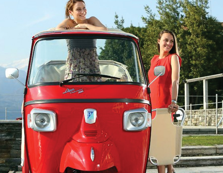 Visit The Chianti Region On Board Of The Original Piaggio Ape Calessino