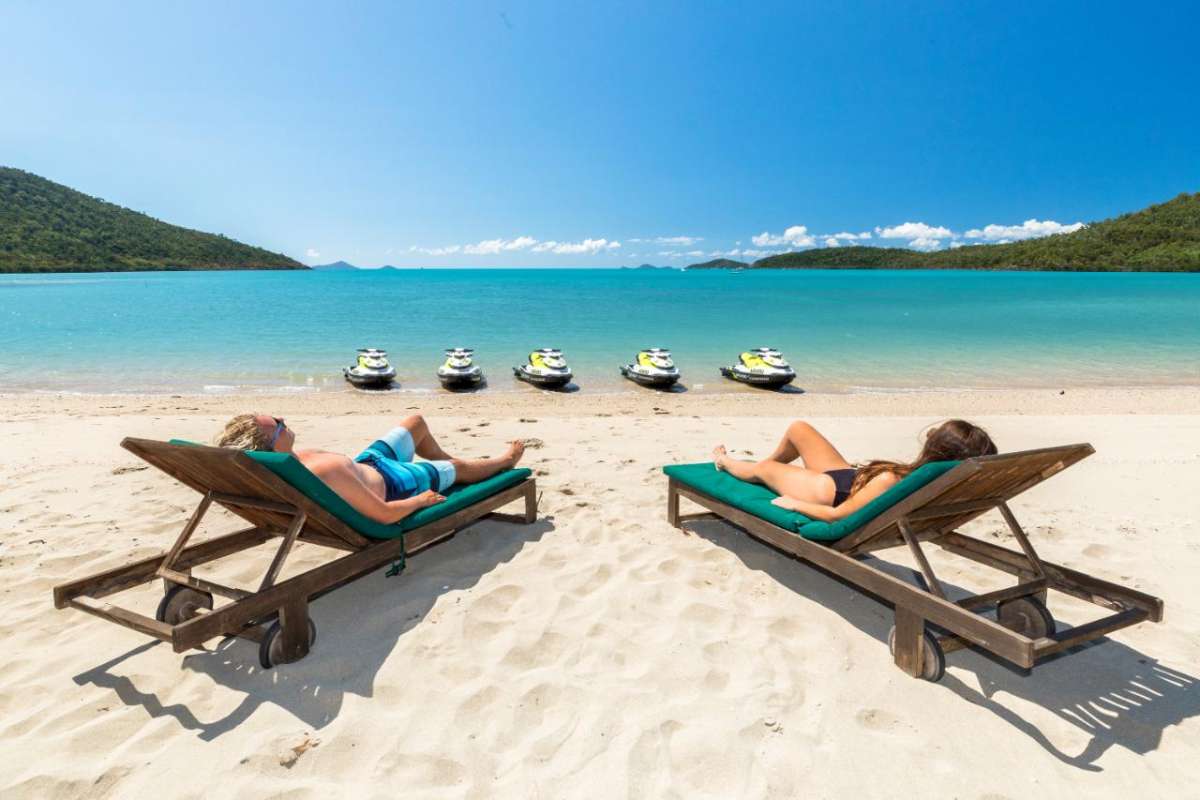 Airlie Beach: Jet Ski Tour To The Paradise Cove Resort With Brunch