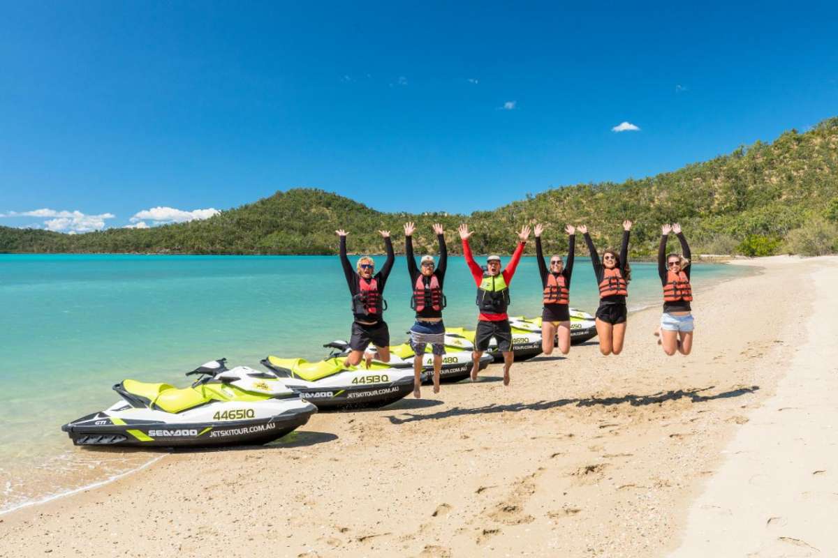 Airlie Beach: Jet Ski Tour To The Paradise Cove Resort With Brunch