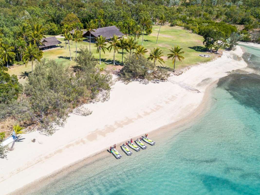 Airlie Beach: Jet Ski Tour To The Paradise Cove Resort With Brunch