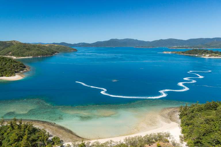 Airlie Beach Guided Tour By Jestki To Daydream & South Molle Islands Airlie Beach Guided Tour By Jestki To Daydream & South Molle Islands