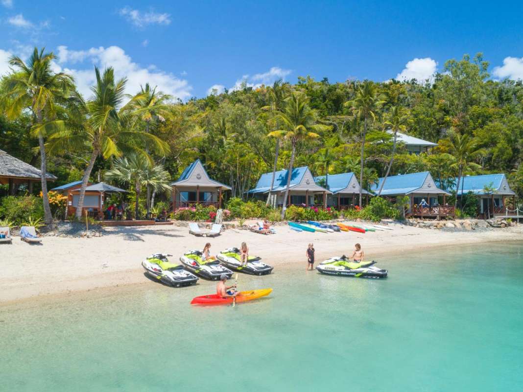 Airlie Beach: Jet Ski Tour With Visit To Palm Bay Resort & Pizza Lunch