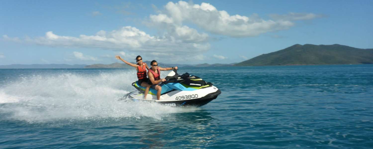 Airlie Beach Guided Tour By Jestki To Daydream & South Molle Islands Airlie Beach Guided Tour By Jestki To Daydream & South Molle Islands