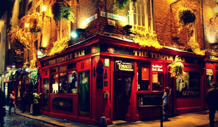 dublin-tour-temple-bar-hist-ria-dos-pubs-irlandeses-com-guia-em