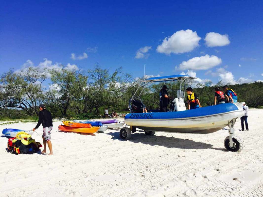 From Hervey Bay: Full-Day Small-Group Tour To Fraser Island