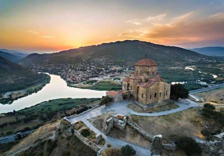 Desde Tbilisi: Tour Privado De Un Día Completo A Kazbegi Con Almuerzo