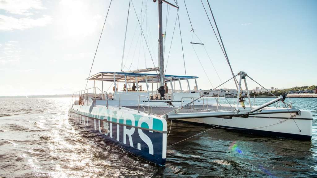 Lisbon: 1,5-Hour Tour On Sailing Catamaran On The Tagus River