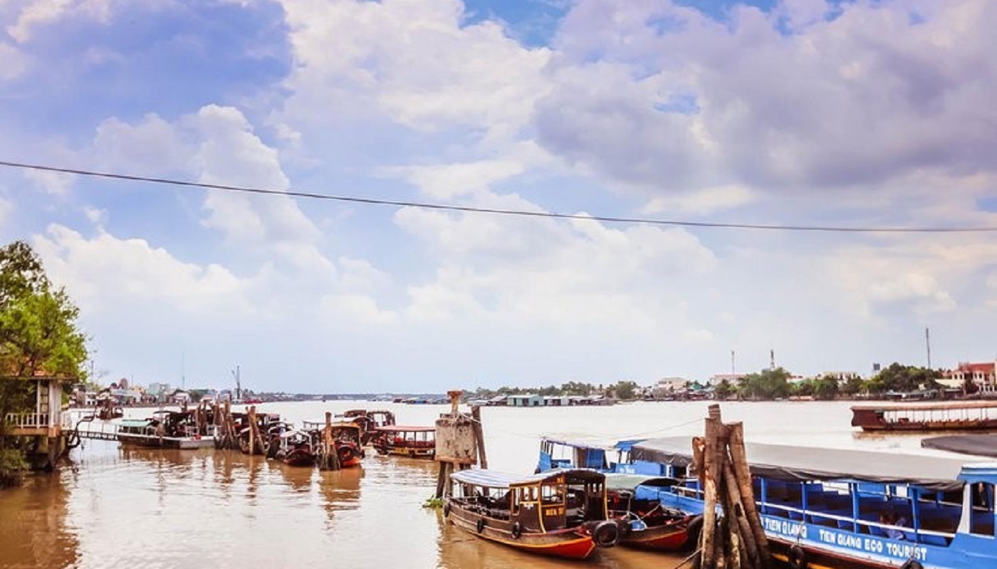 5-Day Trip To Hanoi, Halong Bay And Bat Trang | experitour.com