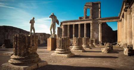 Aus Sorrent: Besichtigung Der Ruinen Von Herculaneum Und Pompeji