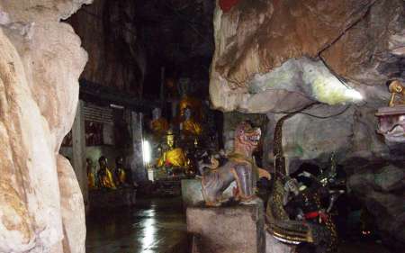 Tham Chiang Dao Cave