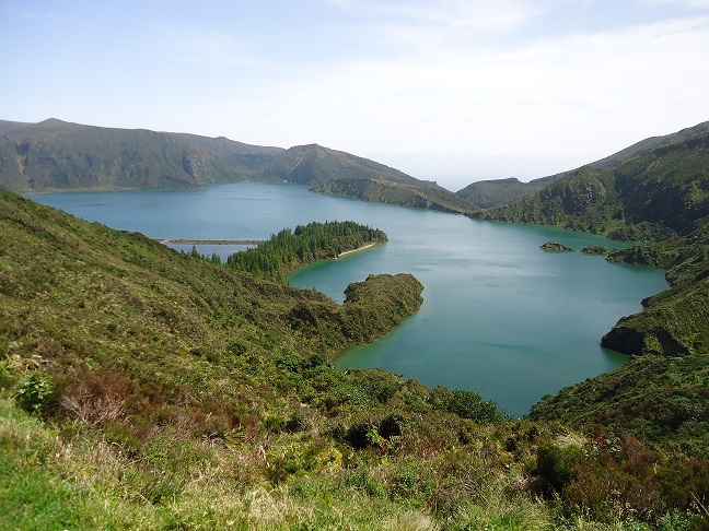 Half-Day Tour Lagoa Do Fogo | experitour.com