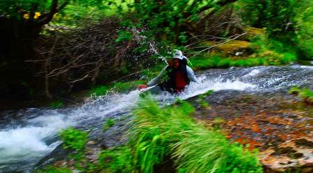 Expérience De Canyoning Dans Le Parc National De Peneda-Gerês