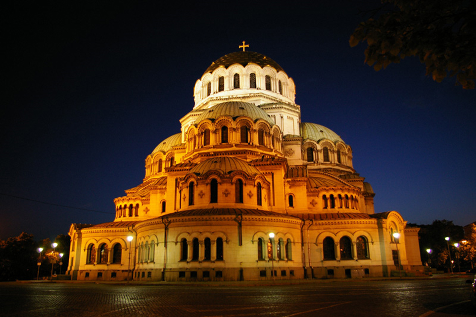 Sofia Evening Tour And Folklore Show With Dinner | experitour.com