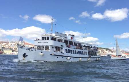 Lisbon: Tagus River Cruise On The Historical Evora Boat