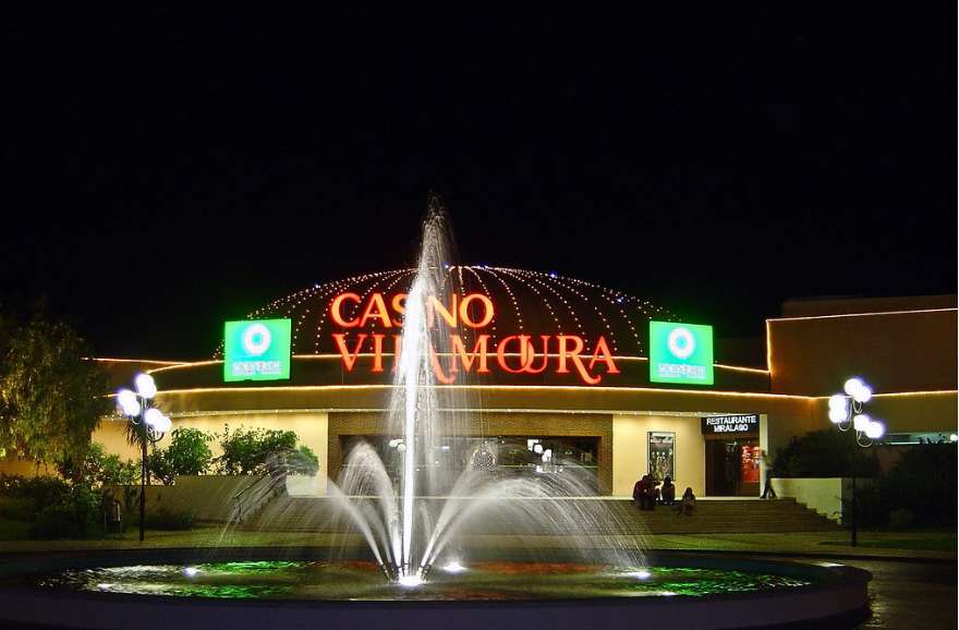 Visit the Casino Vilamoura in the Algarve when it is raining