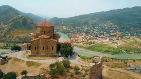 From Tbilisi: Mtskheta And Uplistsikhe Private Full Day Tour