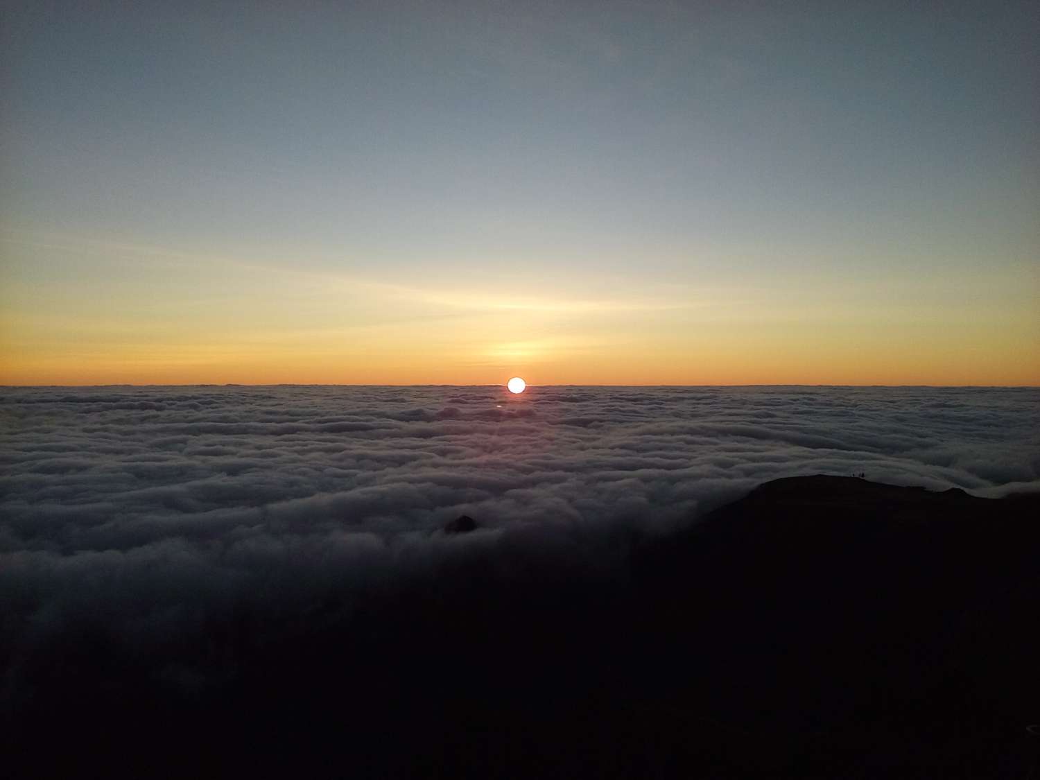 Madeira Island Jeep Tour With Sunrise In Pico Do Arieiro | experitour.com