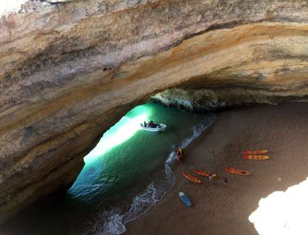 2,5H Speedboat & Kayak Tour To Benagil Cave From Portimão Marina